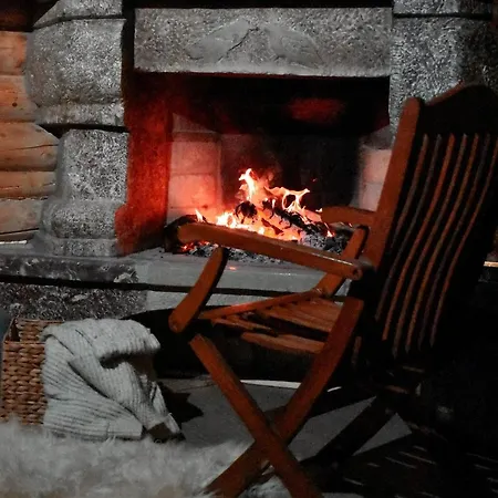 Veis Semesterbostad Kamenice